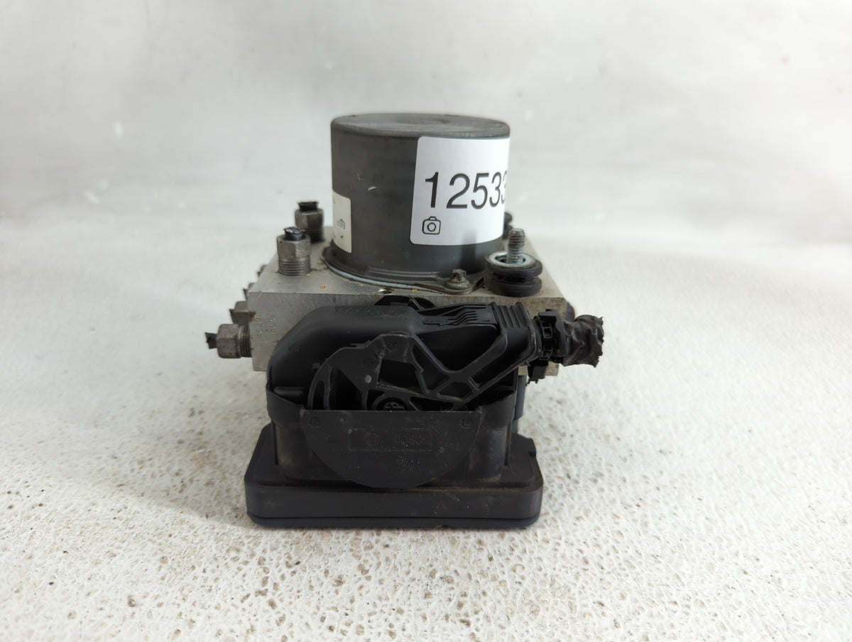 2015-2016 Chrysler Town & Country Anti-Lock Brake ABS Pump Module Actuator OEM P/N:P68183803AC Fits OEM Used Auto Parts - Oe
