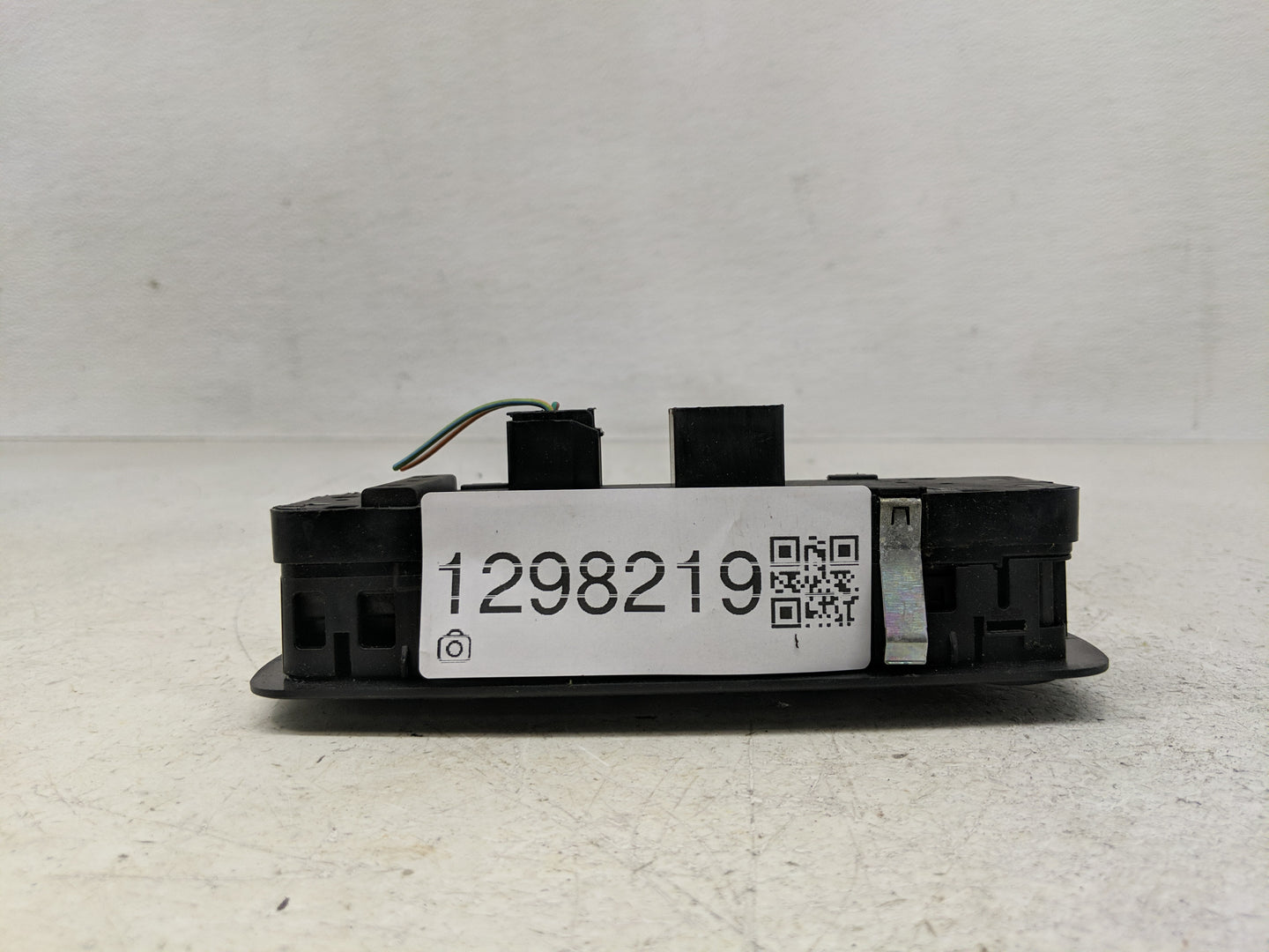 2012-2016 Chrysler Town & Country Master Power Window Switch Replacement Driver Side Left P/N:10 0914 31 68110871AA Fits OEM