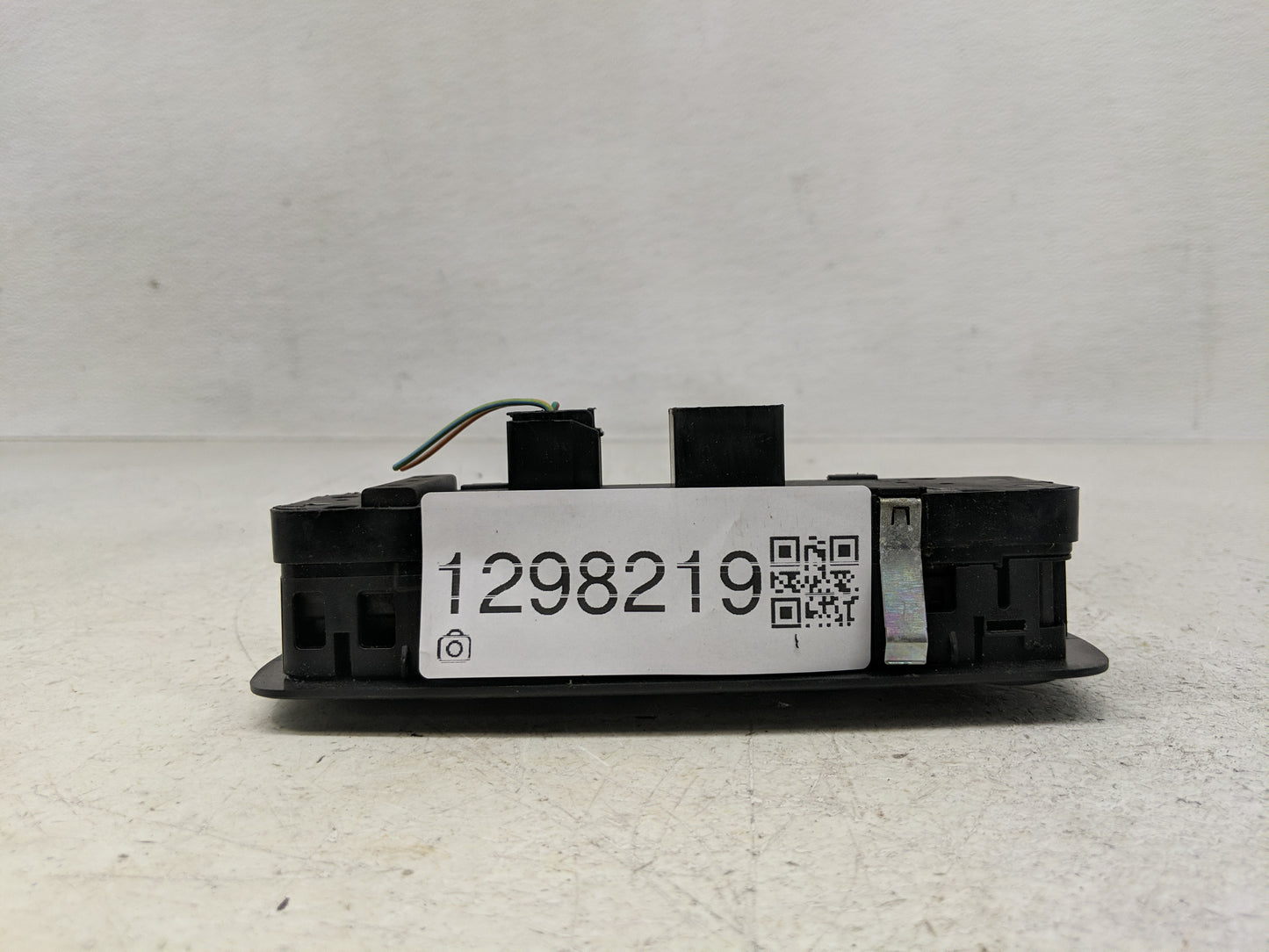 2012-2016 Chrysler Town & Country Master Power Window Switch Replacement Driver Side Left P/N:10 0914 31 68110871AA Fits OEM