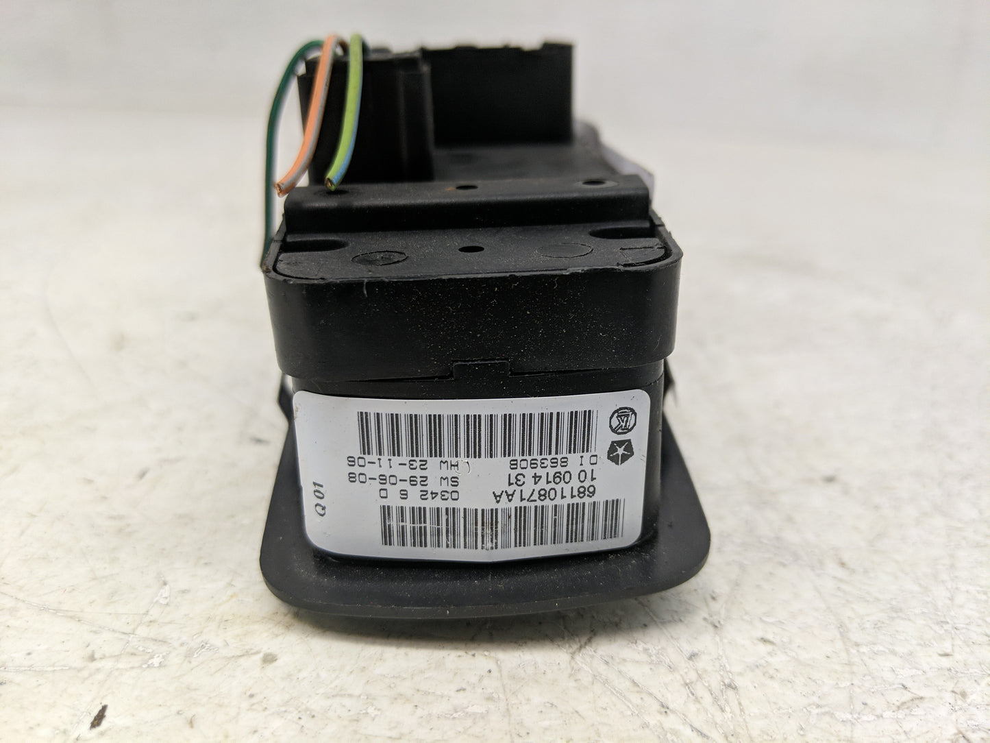 2012-2016 Chrysler Town & Country Master Power Window Switch Replacement Driver Side Left P/N:10 0914 31 68110871AA Fits OEM