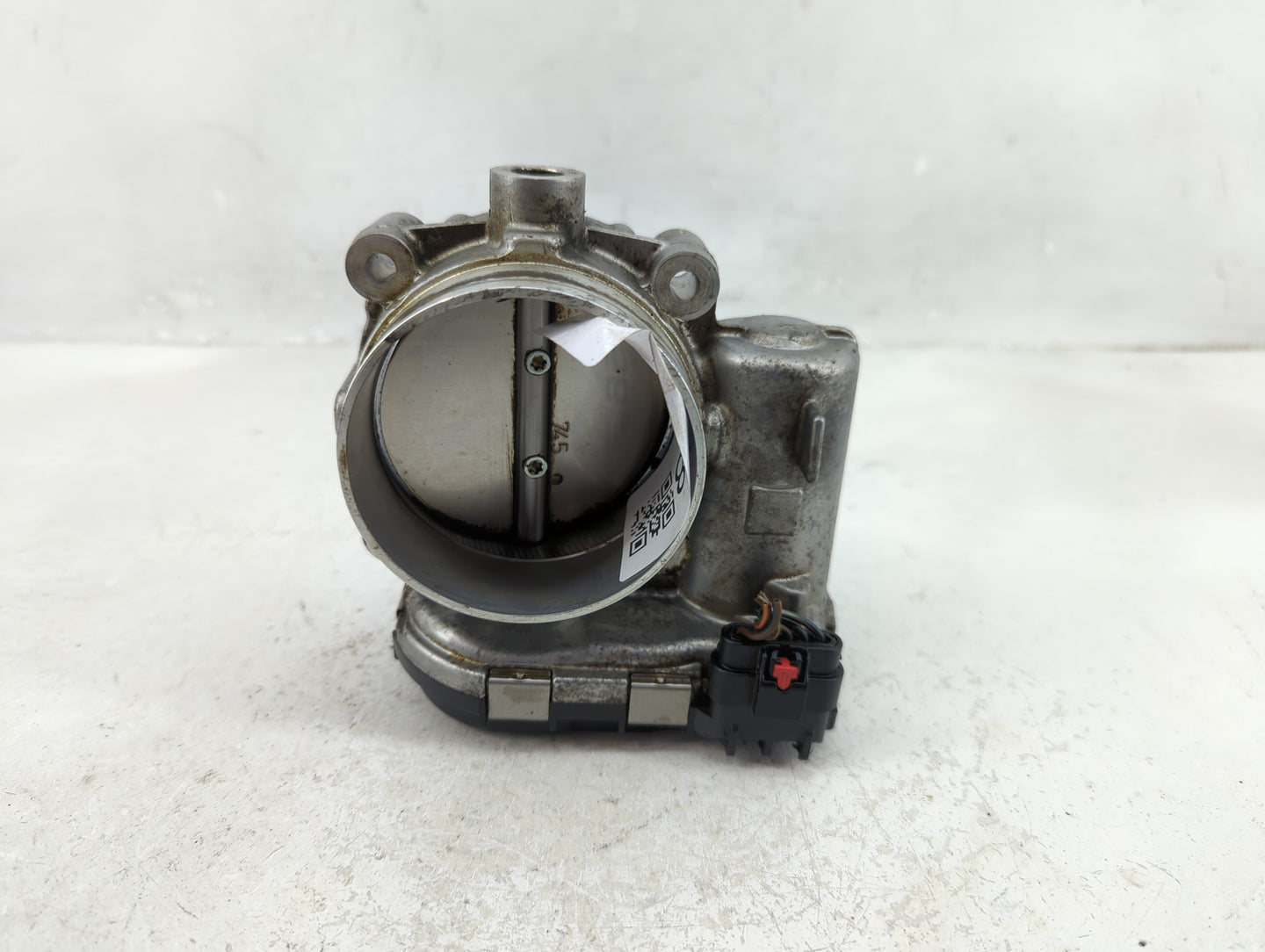 2011-2016 Chrysler Town & Country Throttle Body P/N:05184349AC Fits OEM Used Auto Parts - Oemusedautoparts1.com