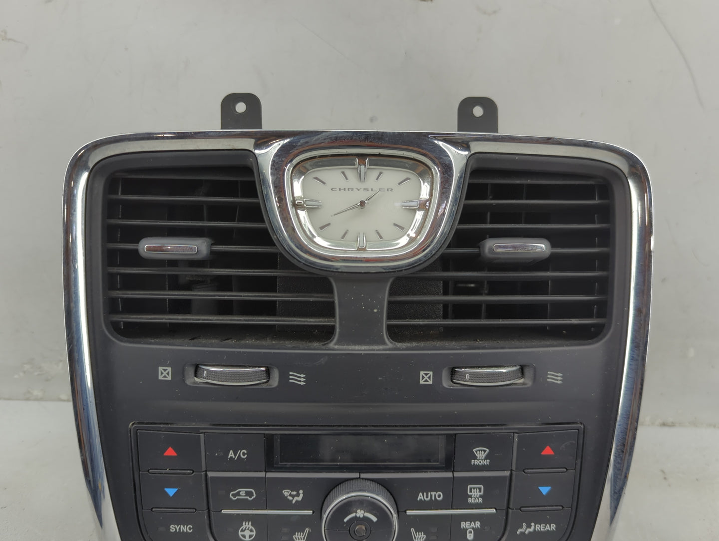 2011-2016 Chrysler Town & Country Climate Control Module Temperature AC/Heater Replacement P/N:55111367AG Fits OEM Used Auto