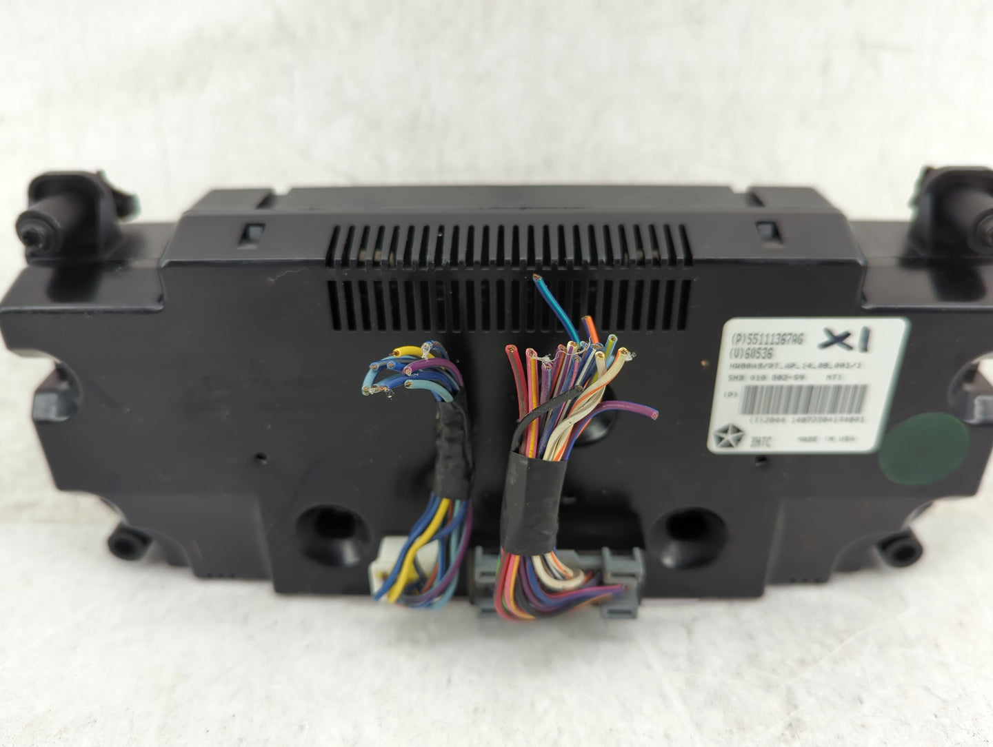 2011-2016 Chrysler Town & Country Climate Control Module Temperature AC/Heater Replacement P/N:55111367AG Fits OEM Used Auto