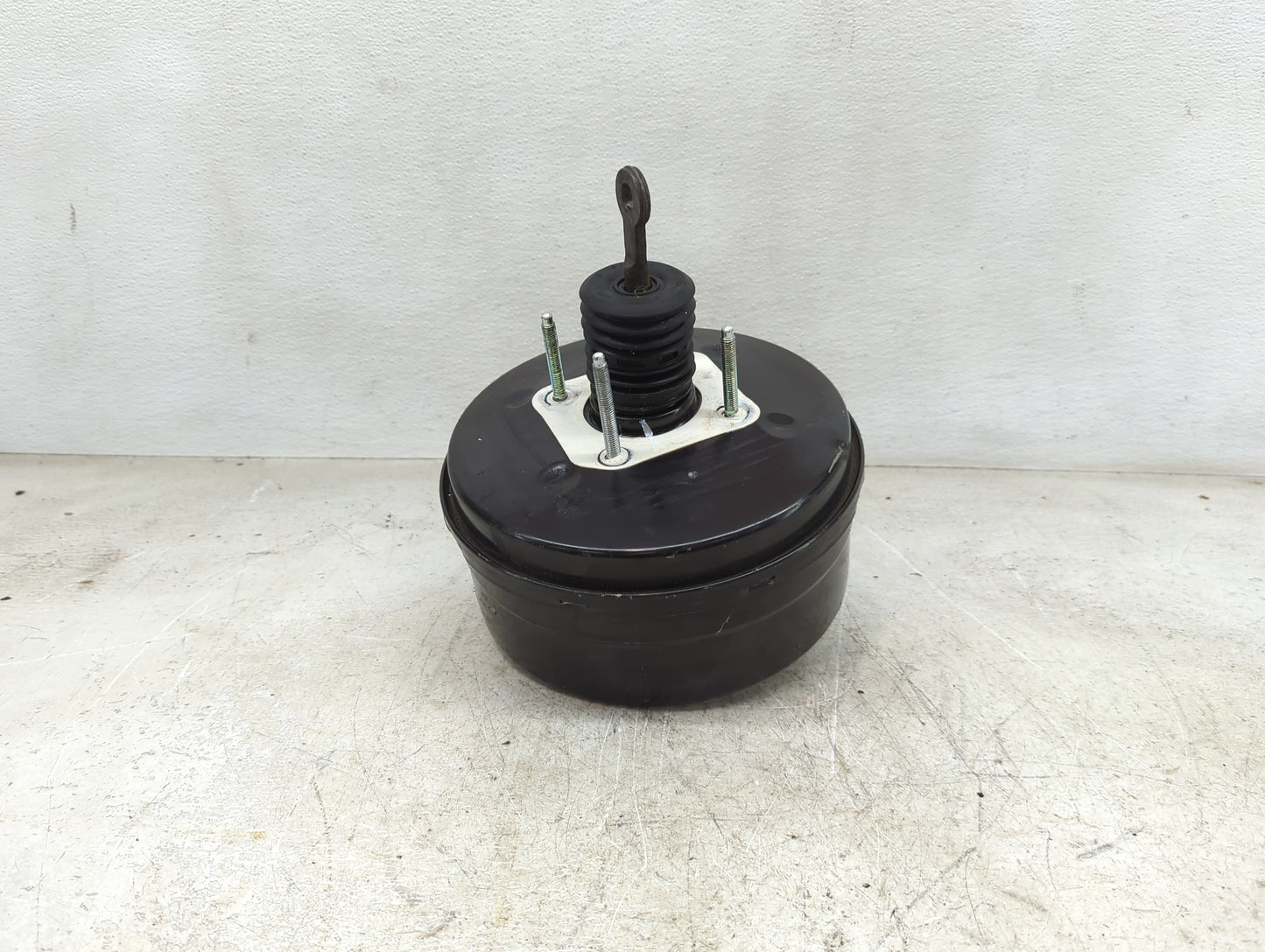 2013-2016 Chrysler Town & Country Power Brake Booster Oem - Oemusedautoparts1.com
