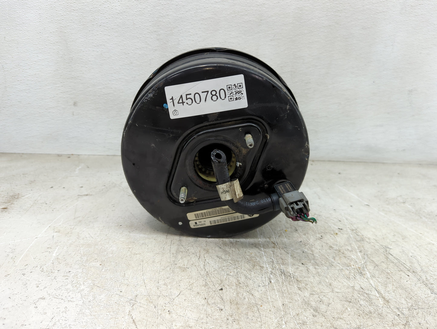 2013-2016 Chrysler Town & Country Power Brake Booster Oem - Oemusedautoparts1.com