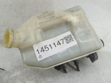 2012-2016 Chrysler Town & Country Brake Master Cylinder - Oemusedautoparts1.com