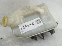 2012-2016 Chrysler Town & Country Brake Master Cylinder 1451147 - Oemusedautoparts1.com
