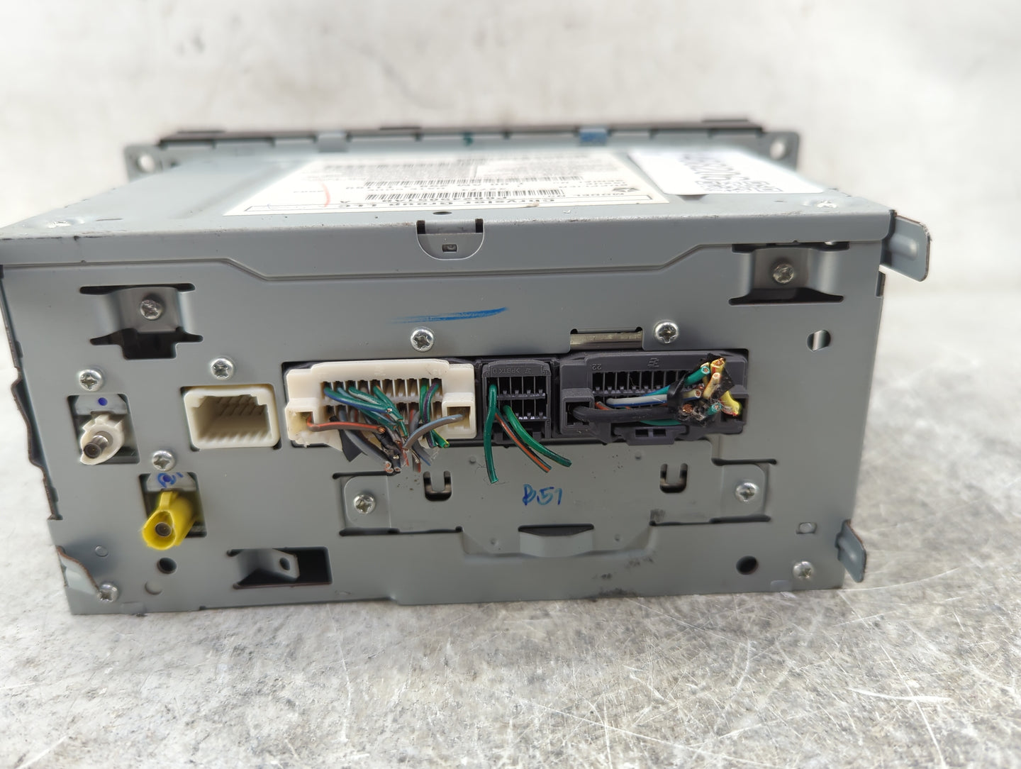 2012-2016 Chrysler Town & Country Radio AM FM Cd Player Receiver Replacement P/N:P68245851AB Fits OEM Used Auto Parts - Oemu