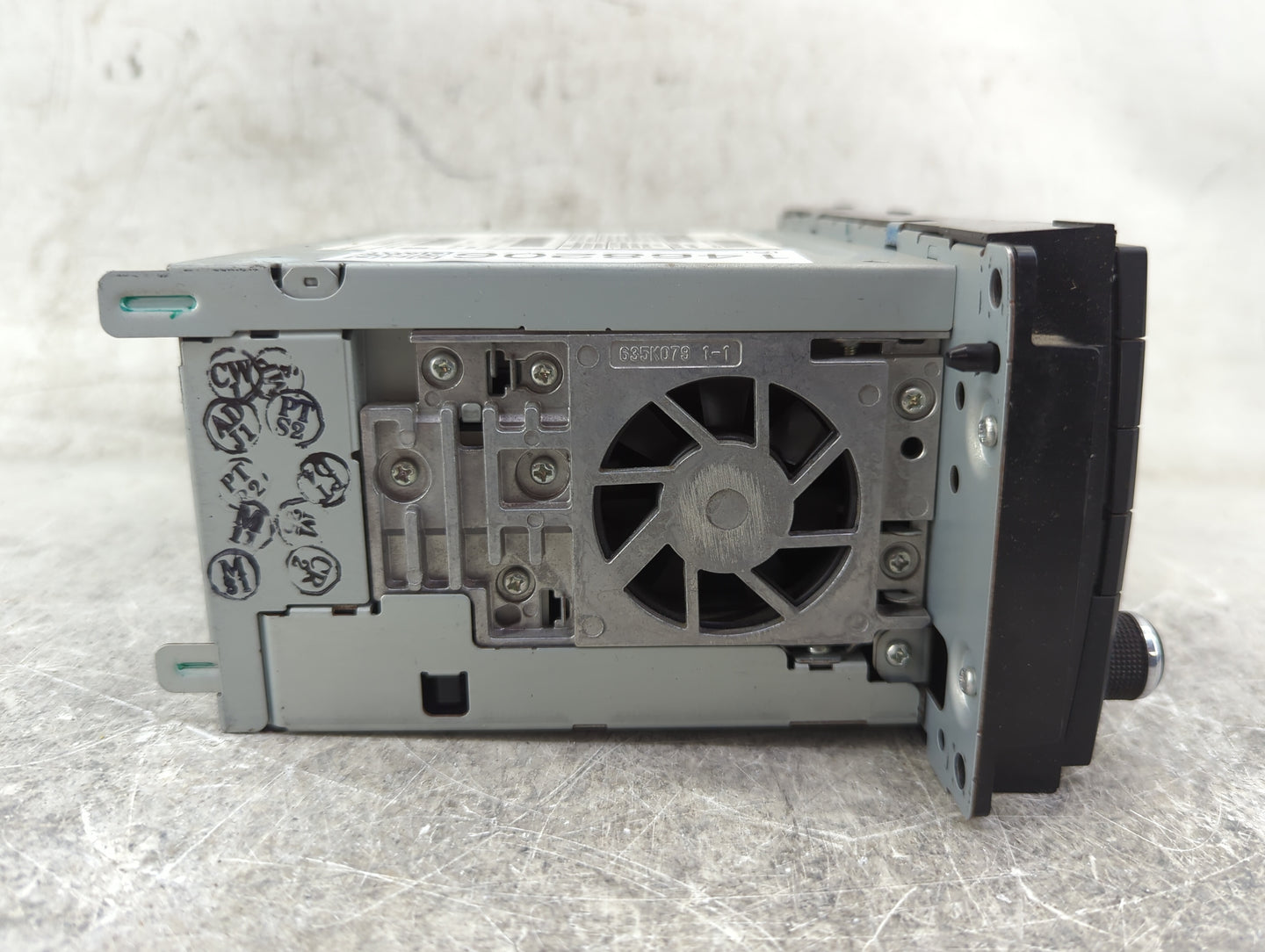 2012-2016 Chrysler Town & Country Radio AM FM Cd Player Receiver Replacement P/N:P68245851AB Fits OEM Used Auto Parts - Oemu