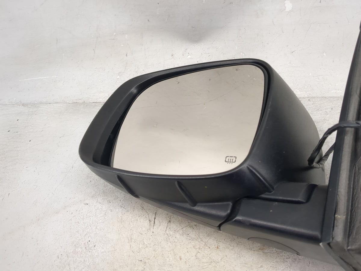 2011-2016 Chrysler Town & Country Driver Side View Mirror - Left Door Mirror OEM Used - Oemusedautoparts1.com