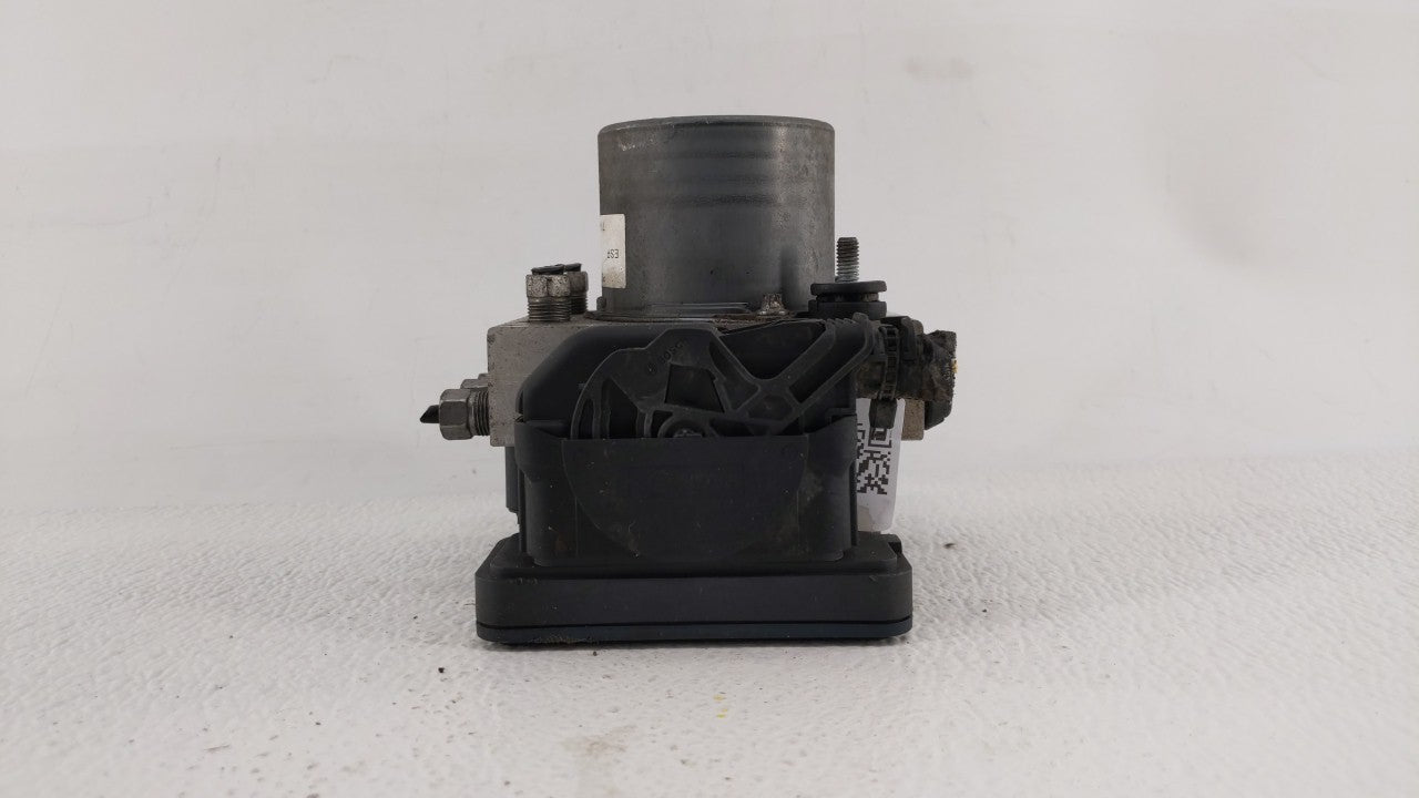 2014 Chrysler Town & Country ABS Pump Control Module Replacement P/N:P68183803AC Fits OEM Used Auto Parts - Oemusedautoparts