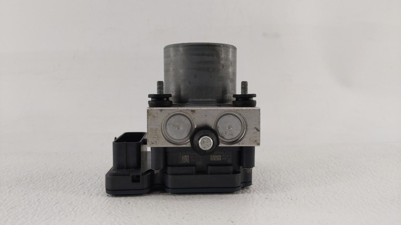 2014 Chrysler Town & Country ABS Pump Control Module Replacement P/N:P68183803AC Fits OEM Used Auto Parts - Oemusedautoparts