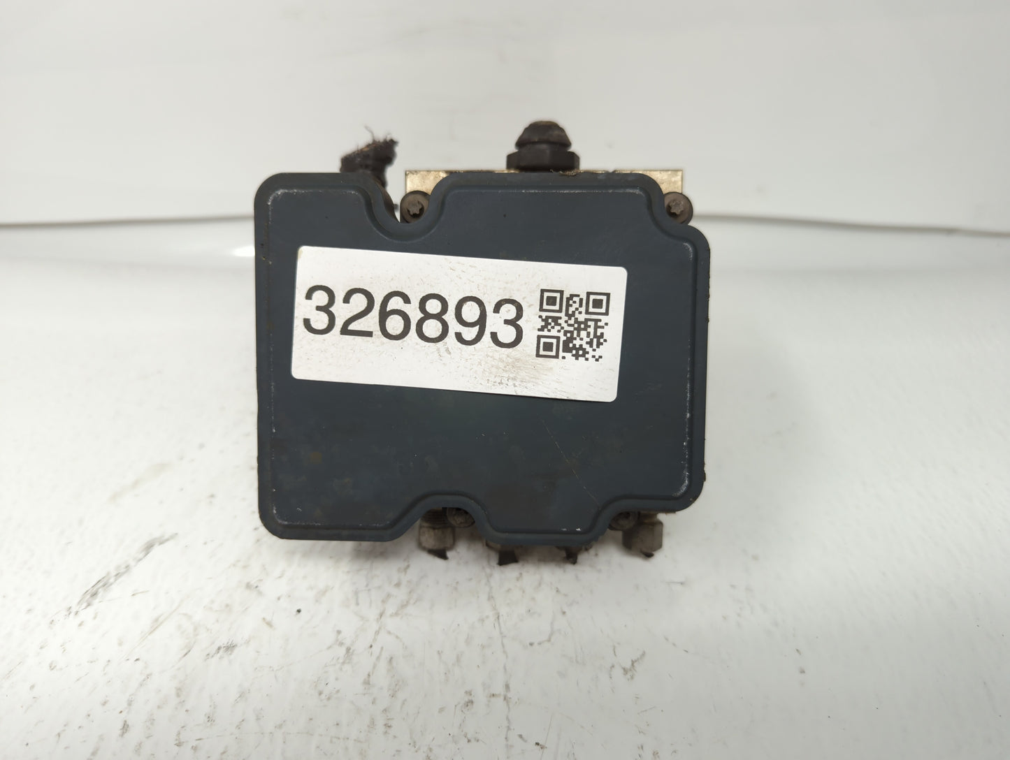2014 Chrysler Town & Country ABS Pump Control Module Replacement P/N:P68183803AC Fits OEM Used Auto Parts - Oemusedautoparts