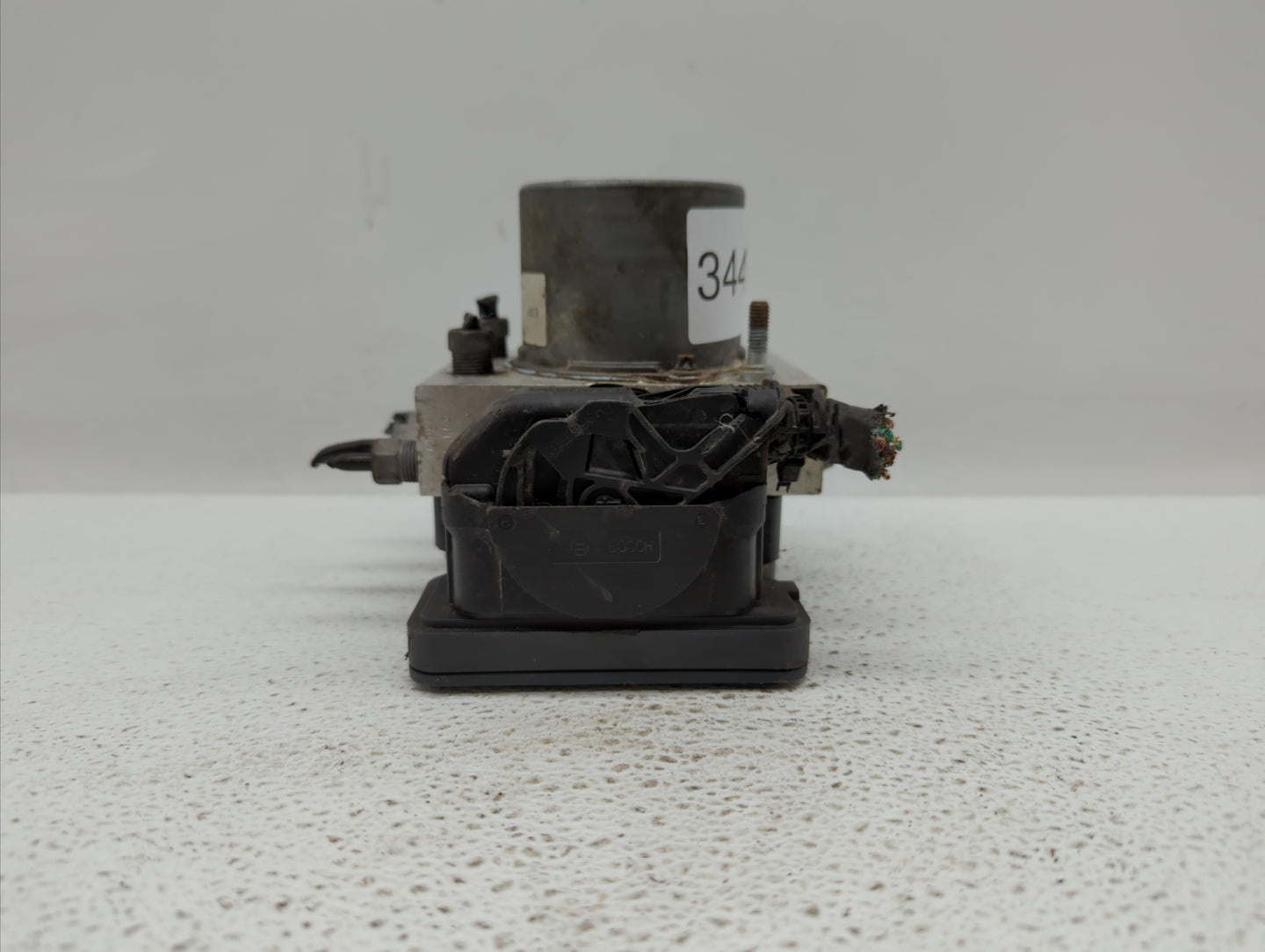 2014 Chrysler Town & Country ABS Pump Control Module Replacement P/N:68183803AC P68183803AC Fits OEM Used Auto Parts - Oemus