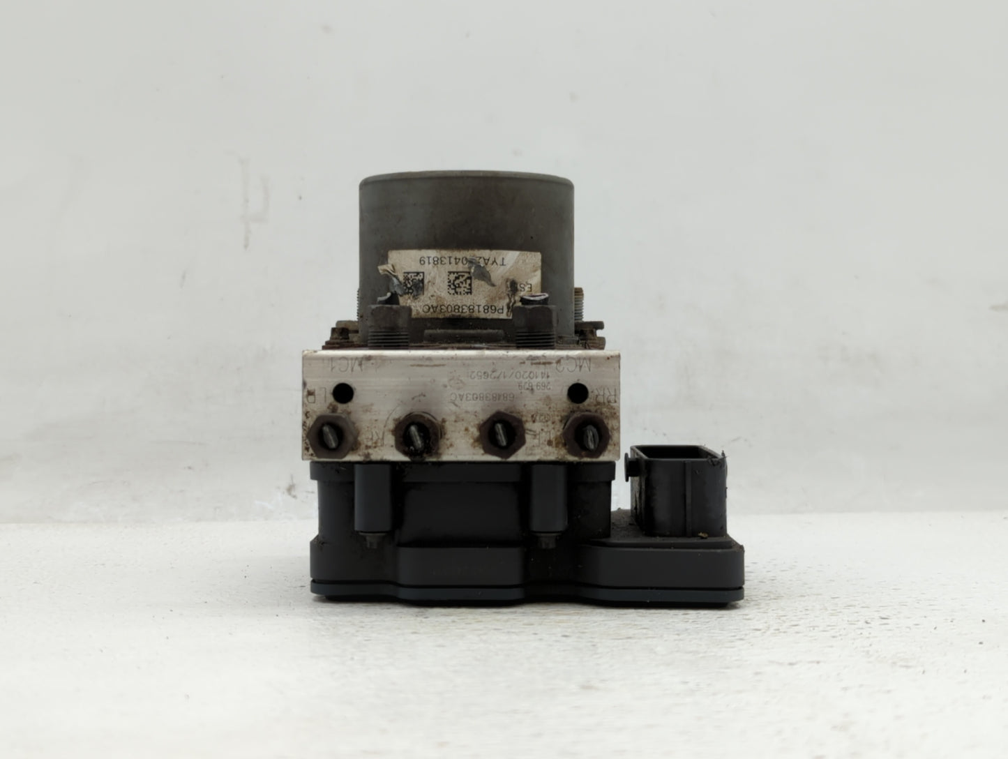 2014 Chrysler Town & Country ABS Pump Control Module Replacement P/N:68183803AC P68183803AC Fits OEM Used Auto Parts - Oemus