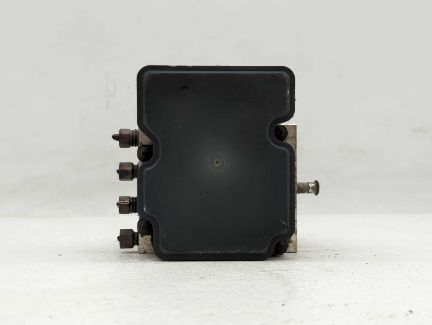 2014 Chrysler Town & Country ABS Pump Control Module Replacement P/N:68183803AC P68183803AC Fits OEM Used Auto Parts - Oemus