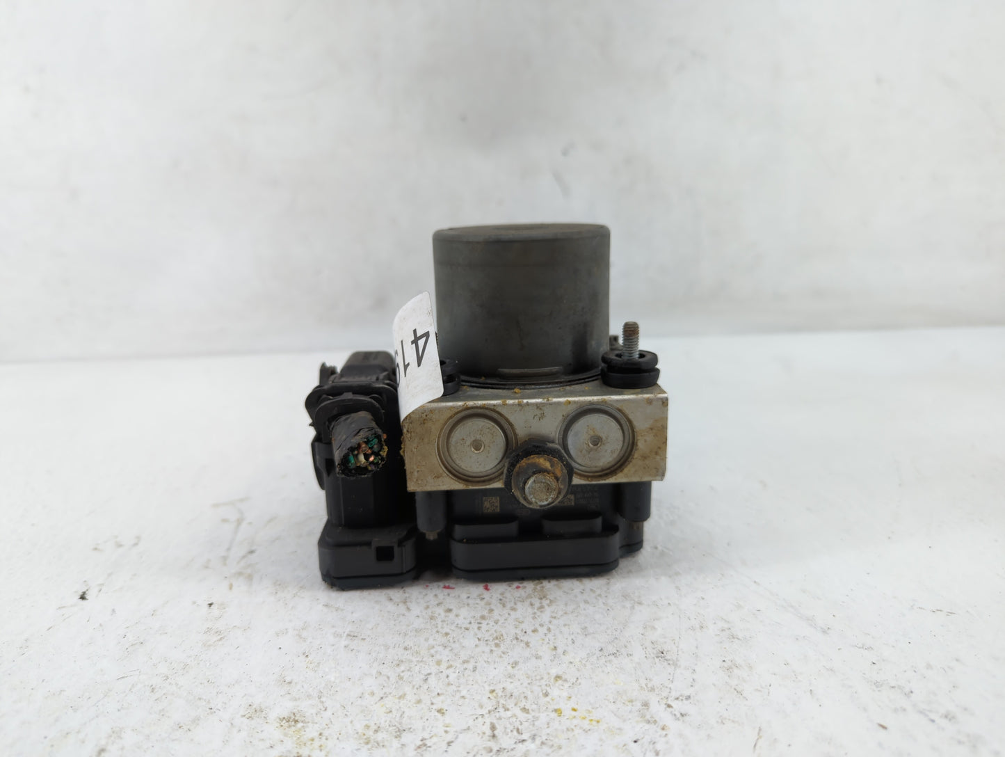 2014 Chrysler Town & Country ABS Pump Control Module Replacement P/N:68183803AC P68183803AC Fits OEM Used Auto Parts - Oemus