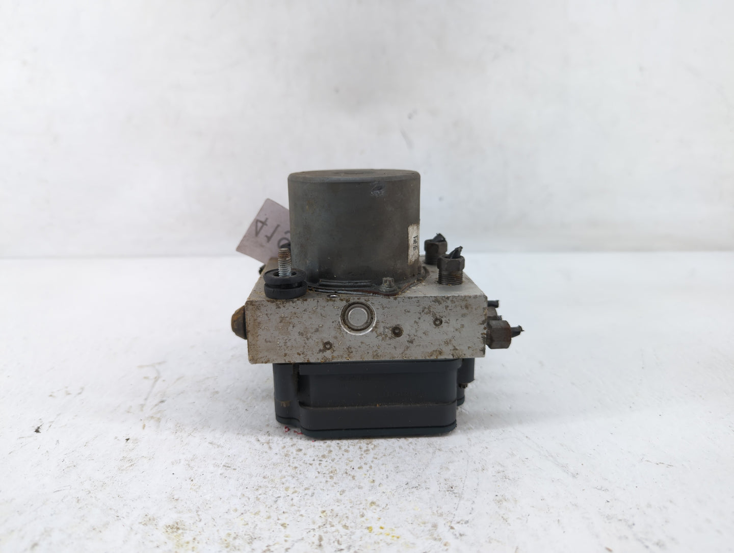 2014 Chrysler Town & Country ABS Pump Control Module Replacement P/N:68183803AC P68183803AC Fits OEM Used Auto Parts - Oemus