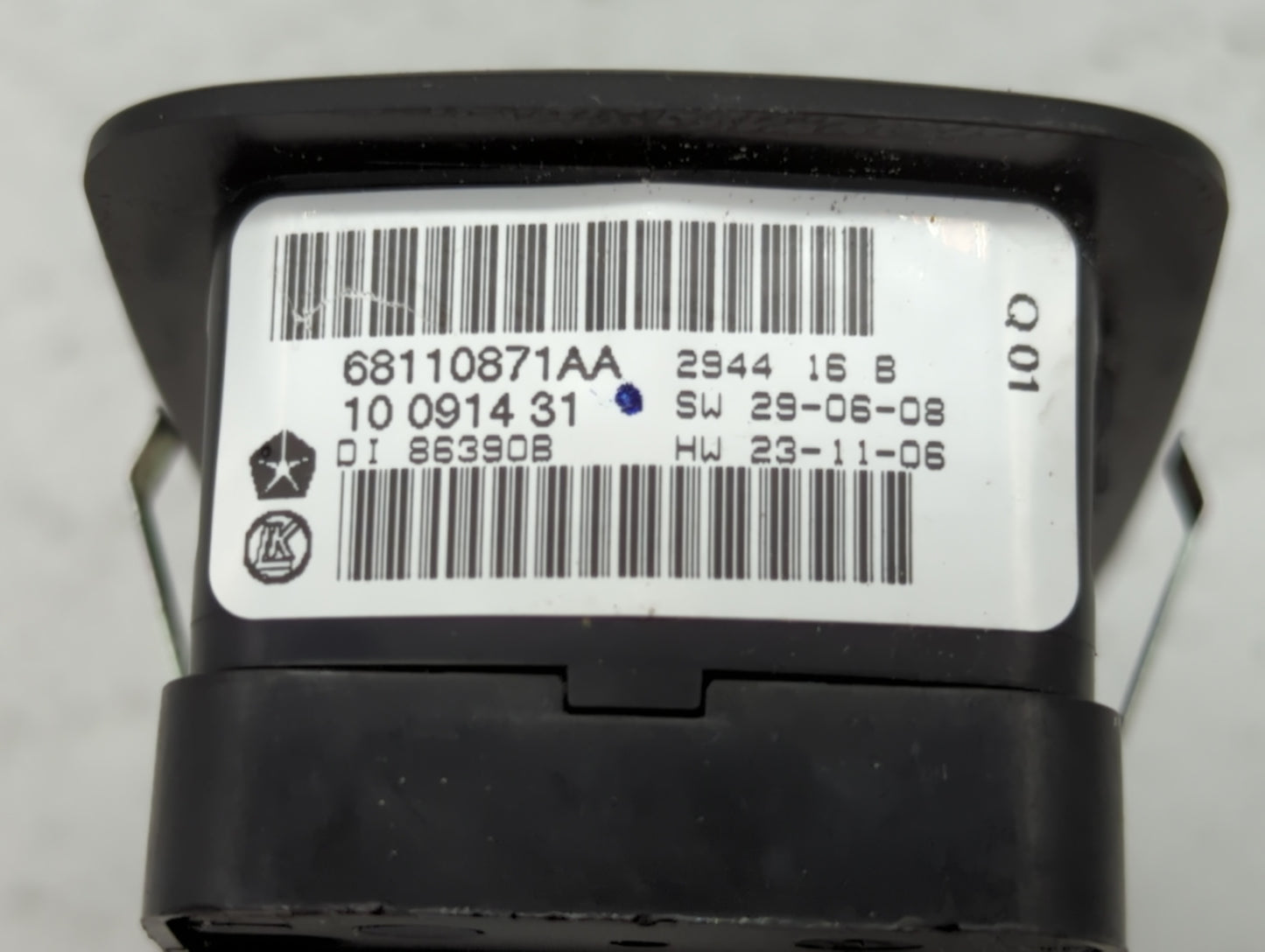 2012-2016 Chrysler Town & Country Master Power Window Switch Replacement Driver Side Left P/N:68298871AA 68110871AA Fits OEM