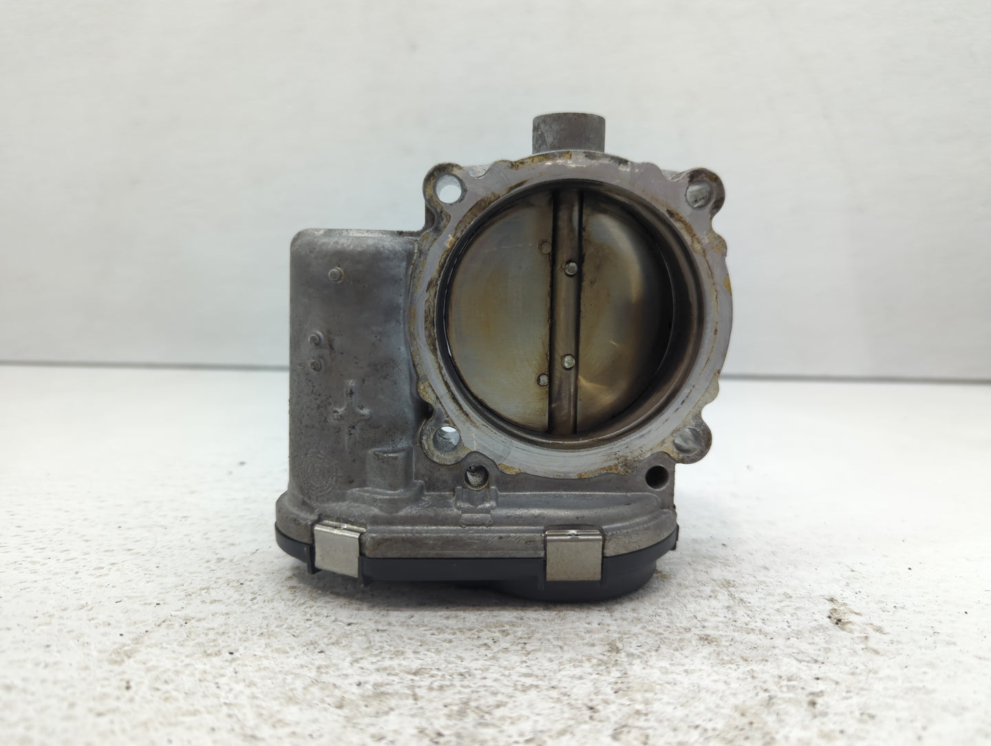 2011-2016 Chrysler Town & Country Throttle Body P/N:05184349AC Fits OEM Used Auto Parts - Oemusedautoparts1.com