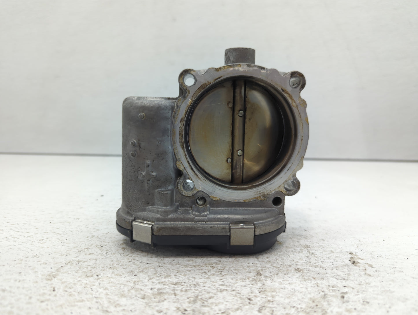 2011-2016 Chrysler Town & Country Throttle Body P/N:05184349AC Fits OEM Used Auto Parts - Oemusedautoparts1.com