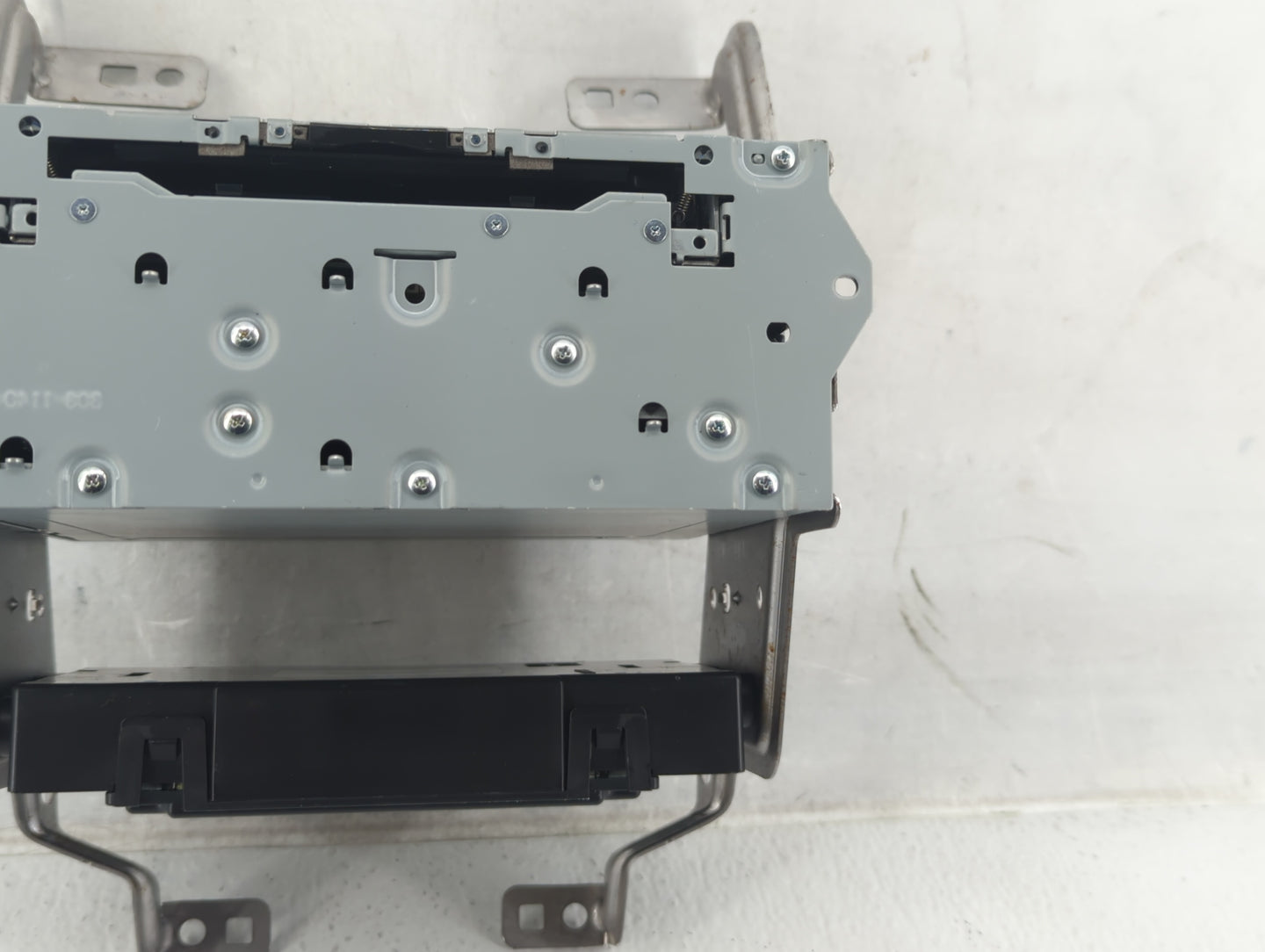 2012-2016 Chrysler Town & Country Am Fm Cd Player Radio Receiver - Oemusedautoparts1.com