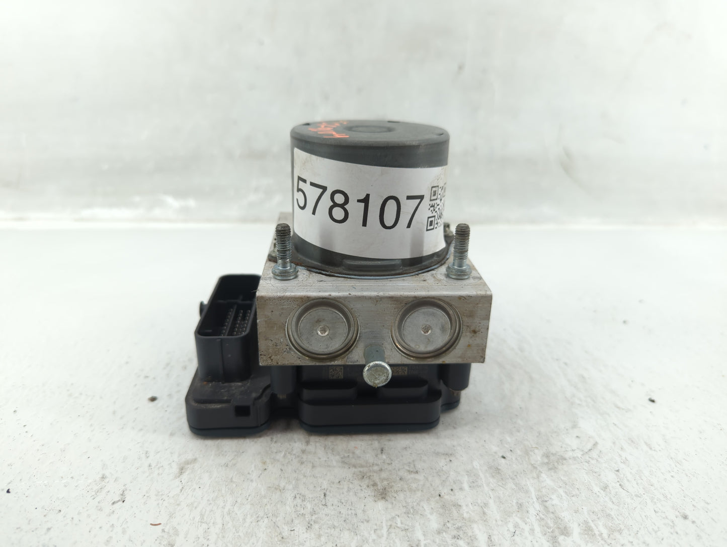 2014 Chrysler Town & Country ABS Pump Control Module Replacement P/N:68183803AC Fits OEM Used Auto Parts - Oemusedautoparts1
