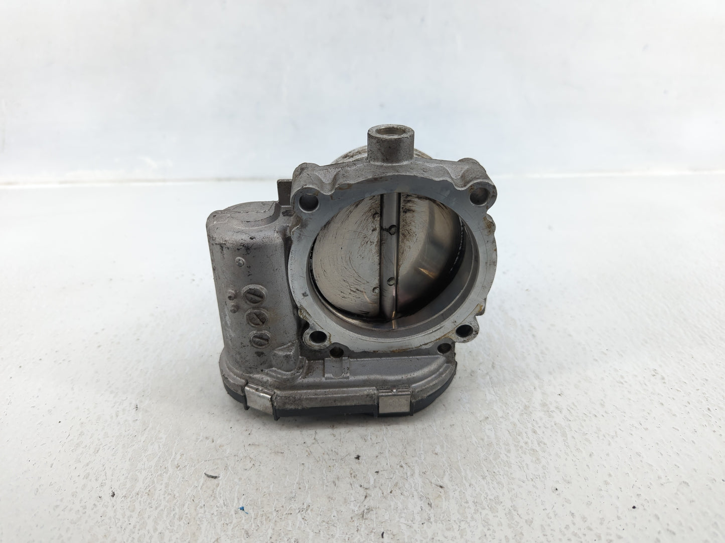 2011-2016 Chrysler Town & Country Throttle Body P/N:- 280 750 570 05184349AC Fits OEM Used Auto Parts - Oemusedautoparts1.co