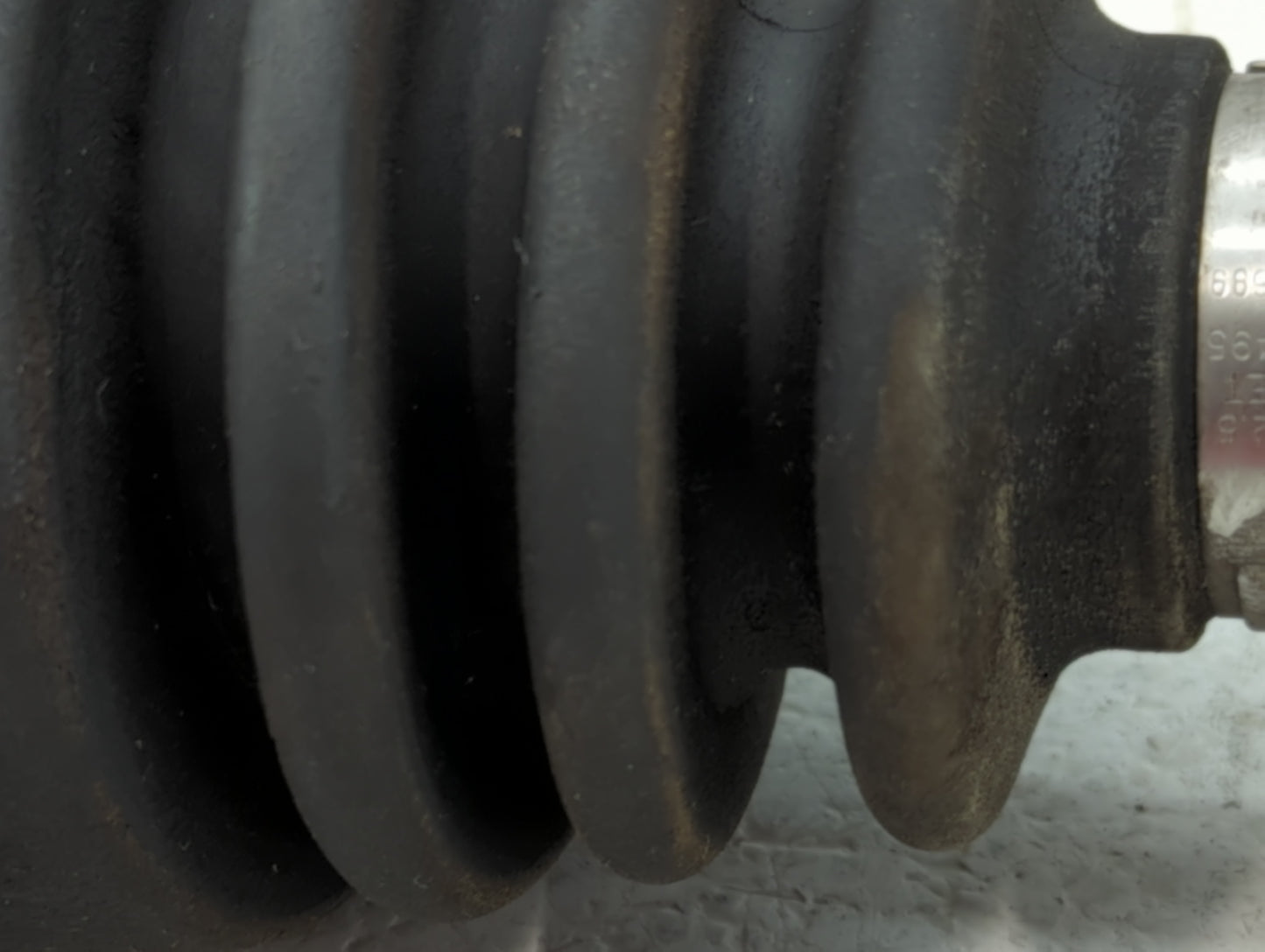 2011-2016 Chrysler Town & Country Axle Shaft Front Driver Cv C/v - Oemusedautoparts1.com