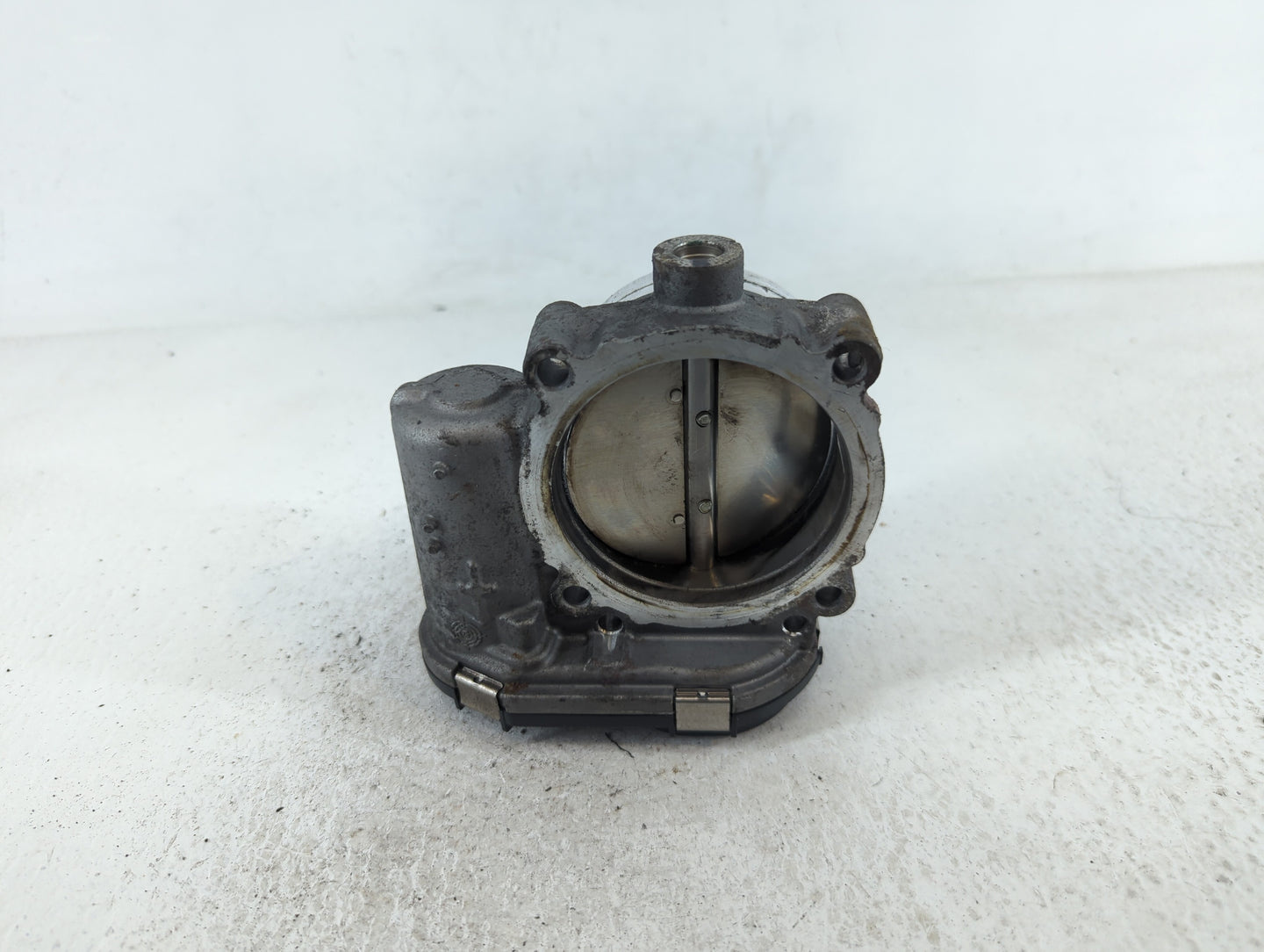 2011-2016 Chrysler Town & Country Throttle Body P/N:05184349AC Fits OEM Used Auto Parts - Oemusedautoparts1.com