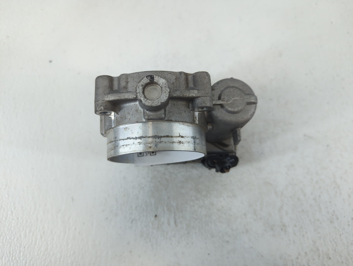 2011-2016 Chrysler Town & Country Throttle Body P/N:05184 349AC Fits OEM Used Auto Parts - Oemusedautoparts1.com