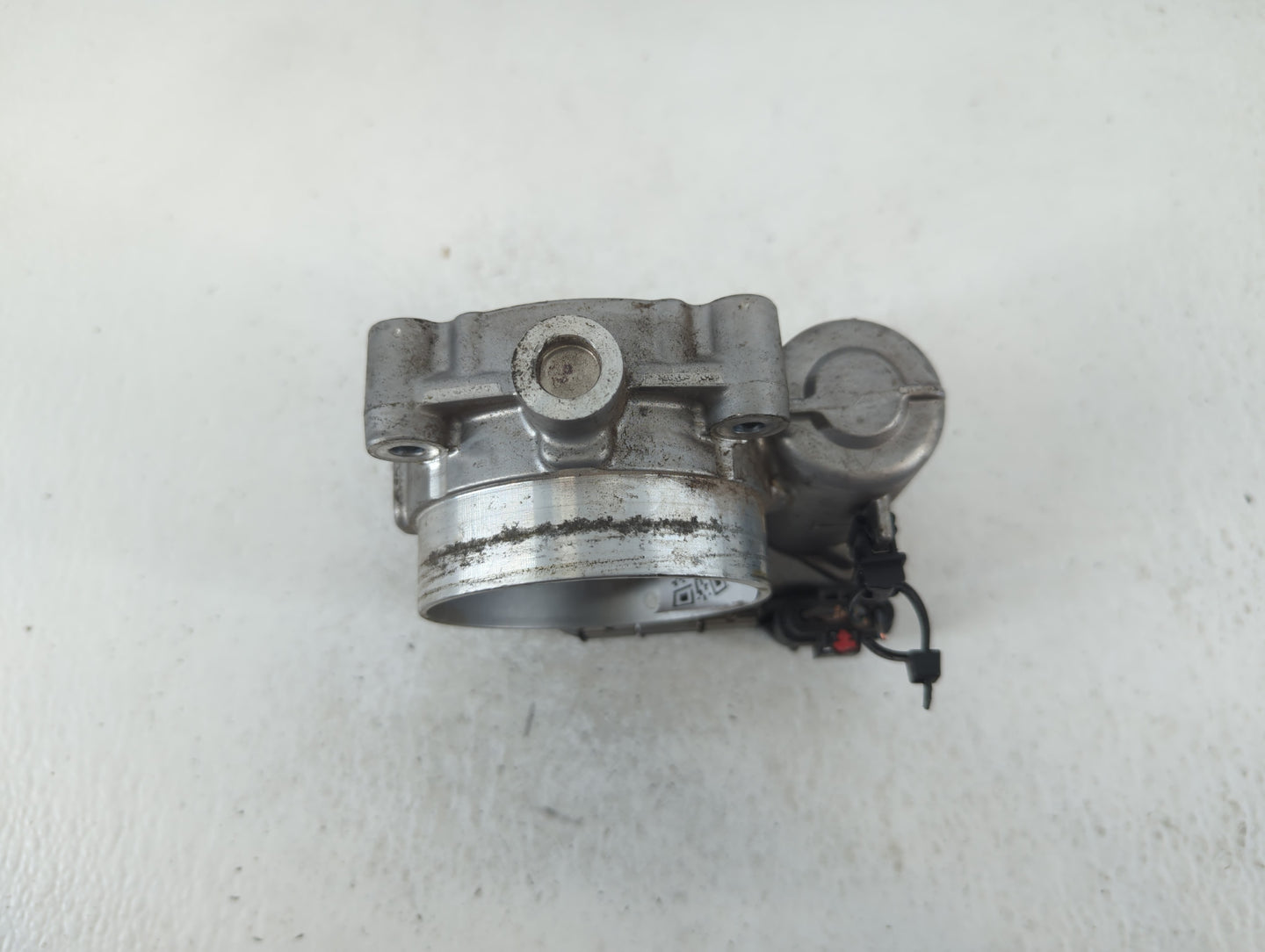 2011-2016 Chrysler Town & Country Throttle Body P/N:0 280 750 570 05184349AC Fits OEM Used Auto Parts - Oemusedautoparts1.co
