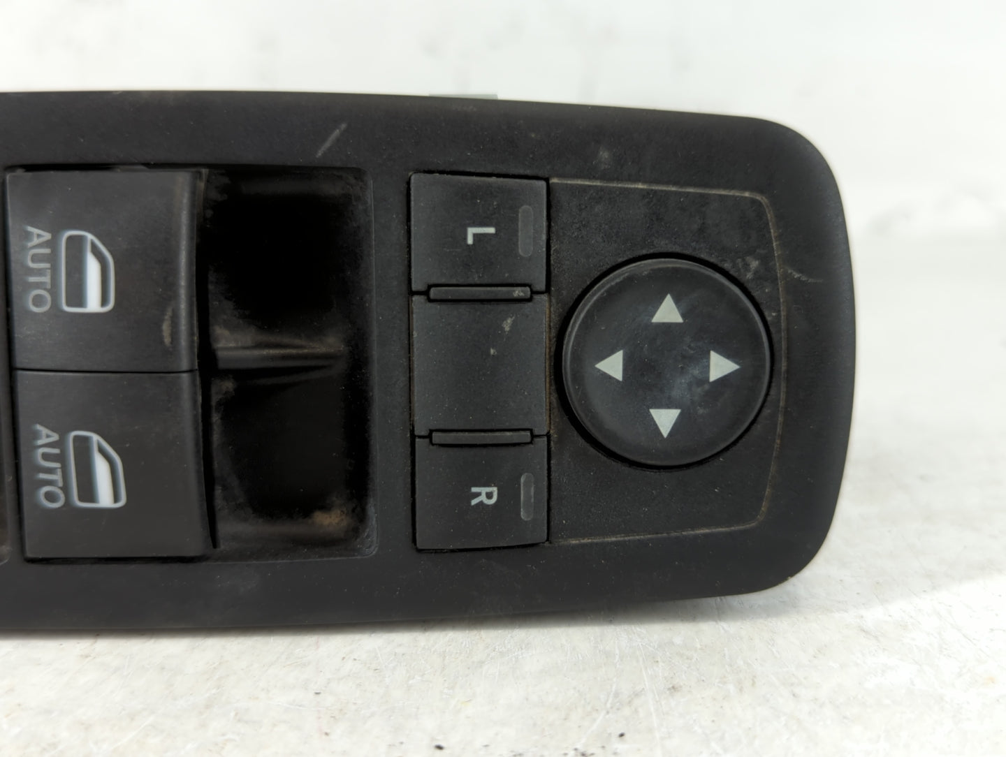 2012-2016 Chrysler Town & Country Master Power Window Switch Replacement Driver Side Left P/N:10 0914 31 68110871AA Fits OEM