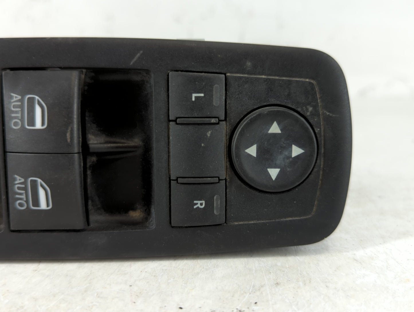2012-2016 Chrysler Town & Country Master Power Window Switch Replacement Driver Side Left P/N:10 0914 31 68110871AA Fits OEM