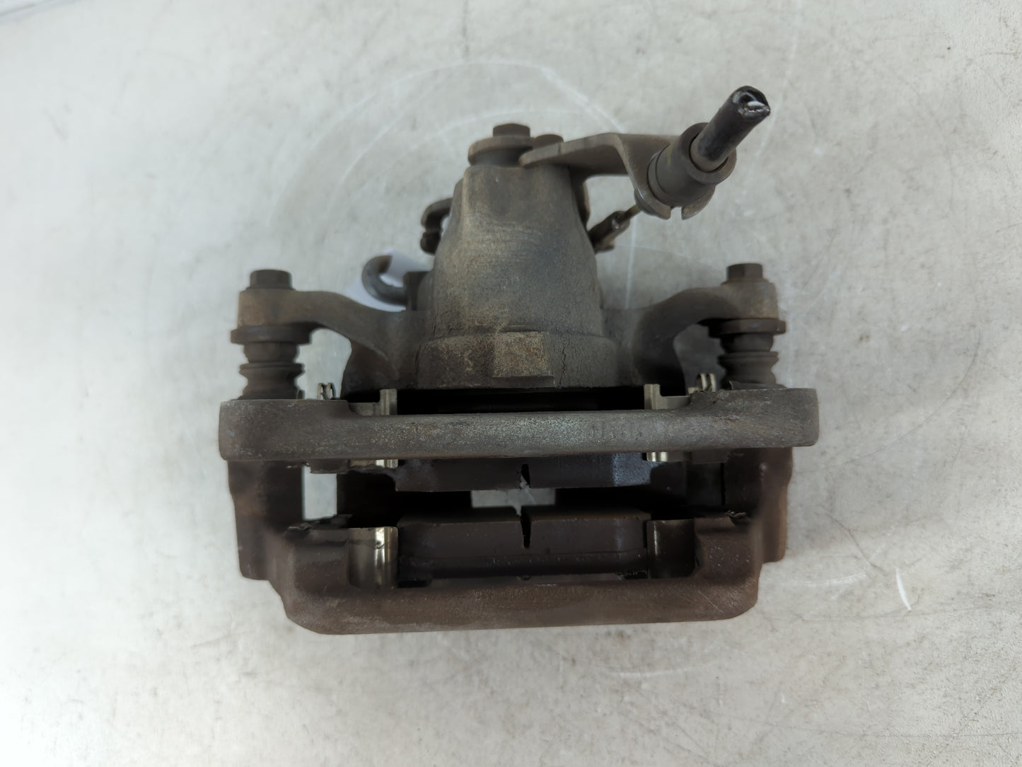 2012-2016 Chrysler Town & Country Front Driver Left Brake Caliper - Oemusedautoparts1.com
