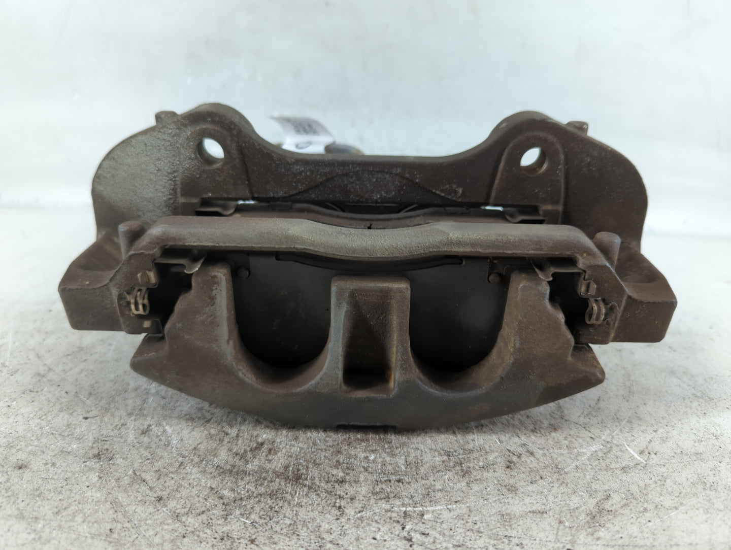 2008-2016 Chrysler Town & Country Rear Driver Left Brake Caliper - Oemusedautoparts1.com