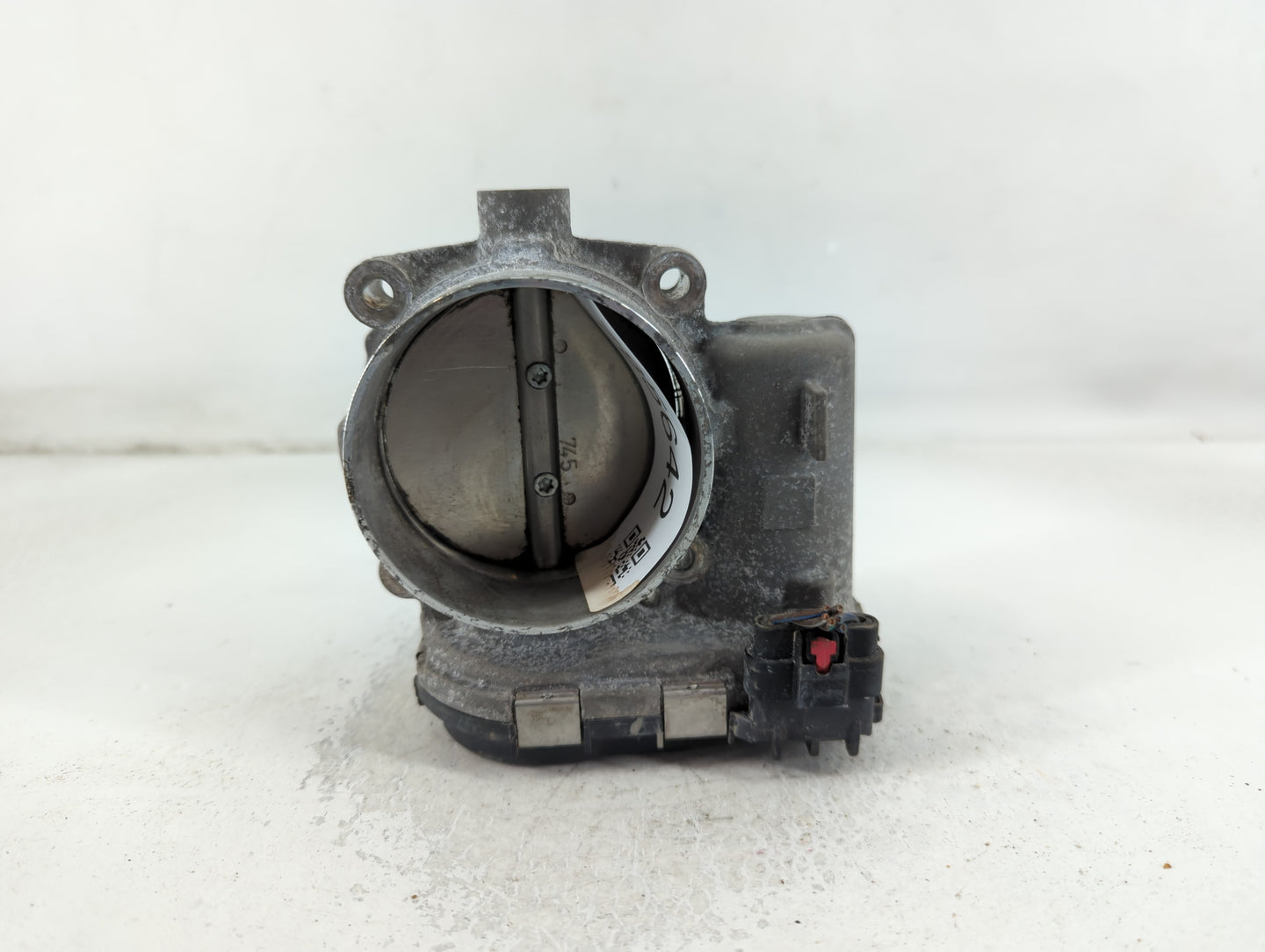 2011-2016 Chrysler Town & Country Throttle Body P/N:05184349AC Fits OEM Used Auto Parts - Oemusedautoparts1.com