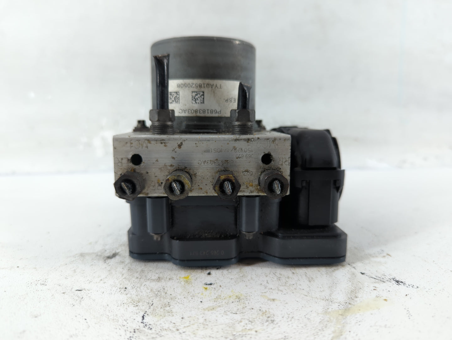 2015-2016 Chrysler Town & Country ABS Pump Control Module Replacement P/N:P68183803AC Fits Fits 2015 2016 2017 2018 2019 202