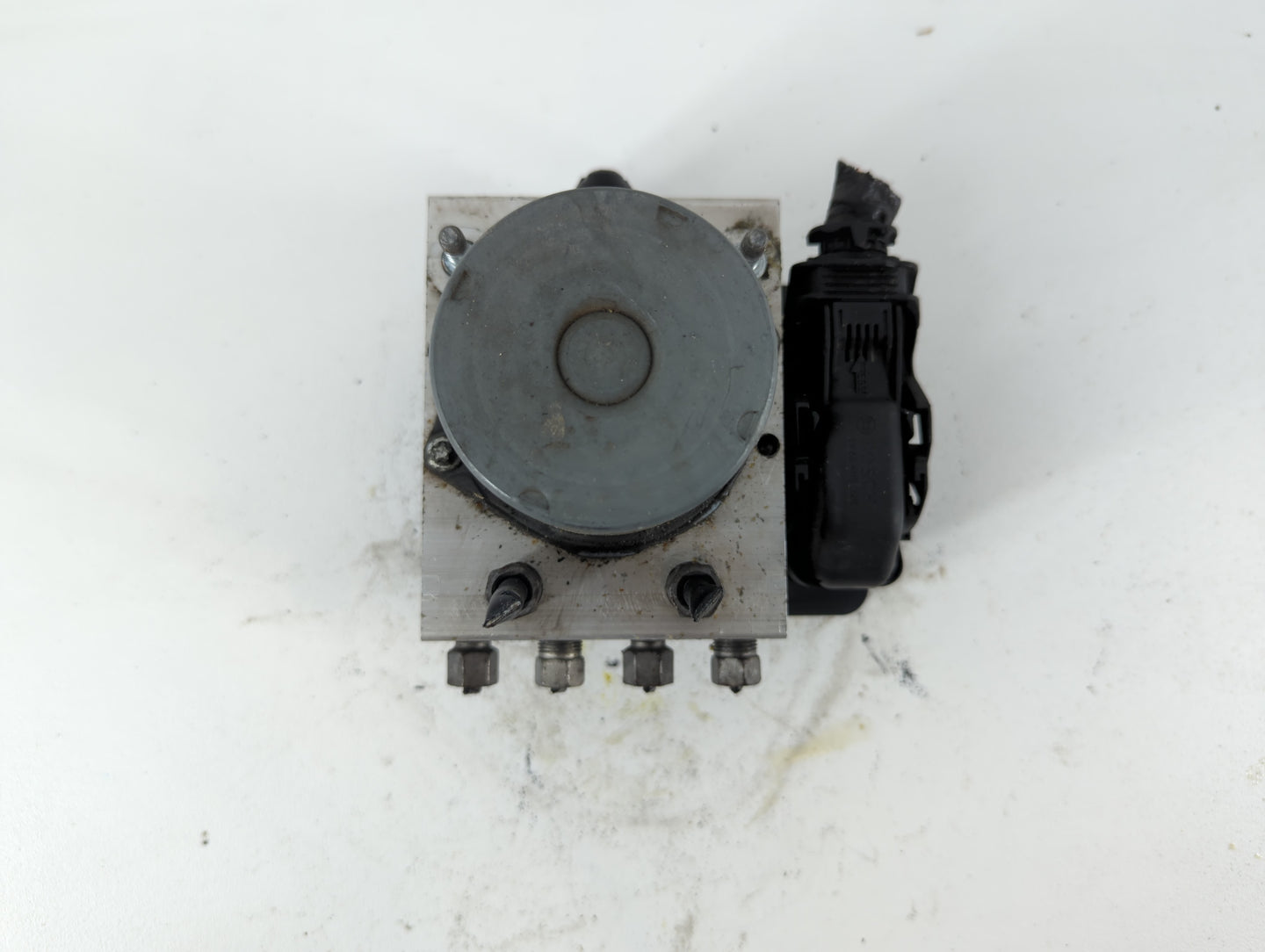 2015-2016 Chrysler Town & Country ABS Pump Control Module Replacement P/N:P68183803AC Fits Fits 2015 2016 2017 2018 2019 202