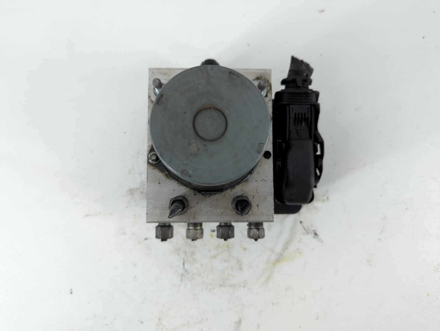 2015-2016 Chrysler Town & Country ABS Pump Control Module Replacement P/N:P68183803AC Fits Fits 2015 2016 2017 2018 2019 202