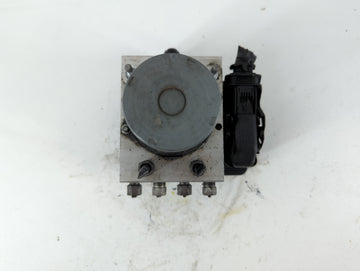 2015-2016 Chrysler Town & Country ABS Pump Control Module Replacement P/N:P68183803AC Fits Fits 2015 2016 2017 2018 2019 2020 OEM Used Auto Parts