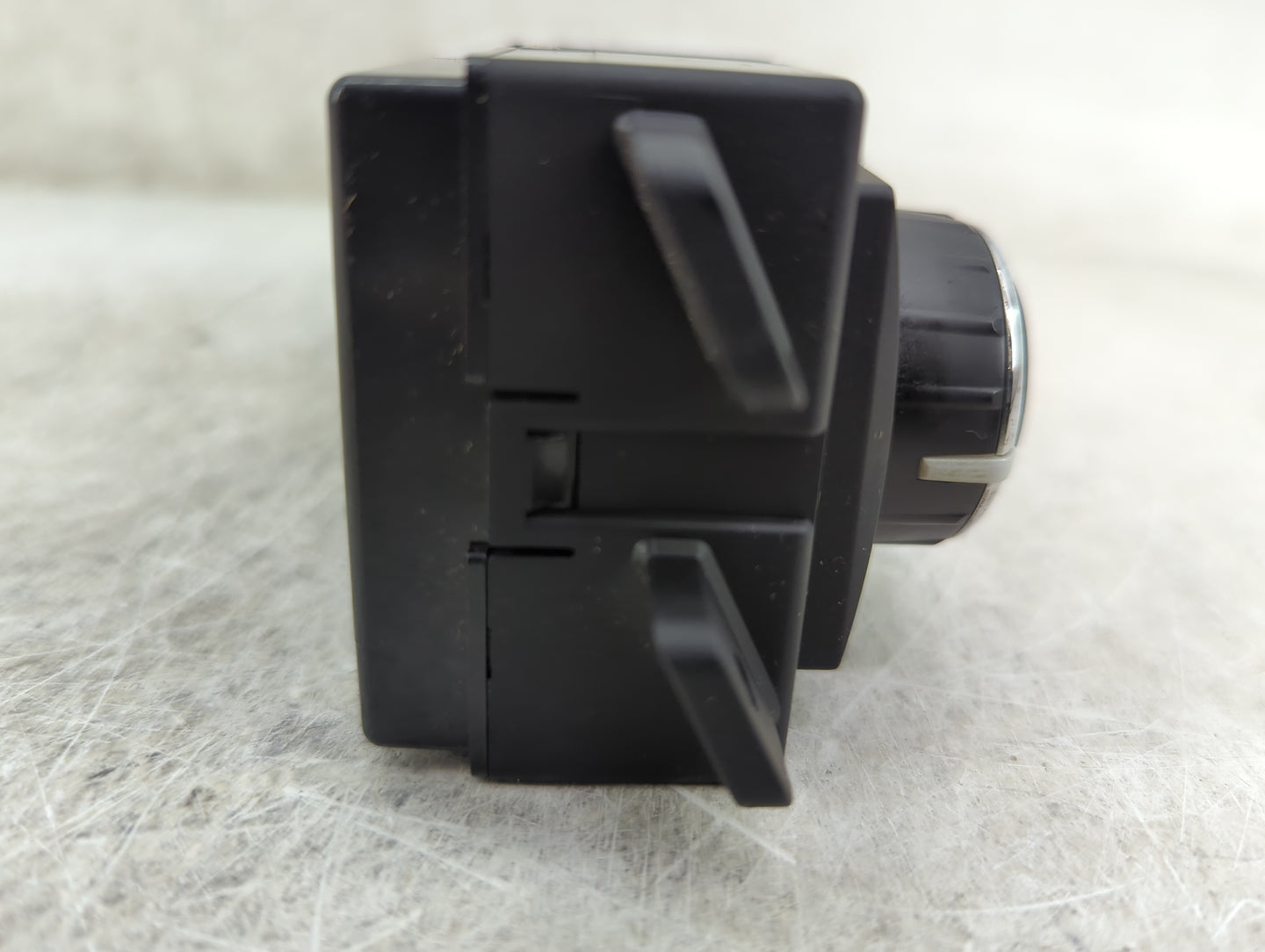 2015 Crytow Town and Country Climate Control Module Temperature AC/Heater Replacement P/N:55111313AC JKMA00 Fits OEM Used Au