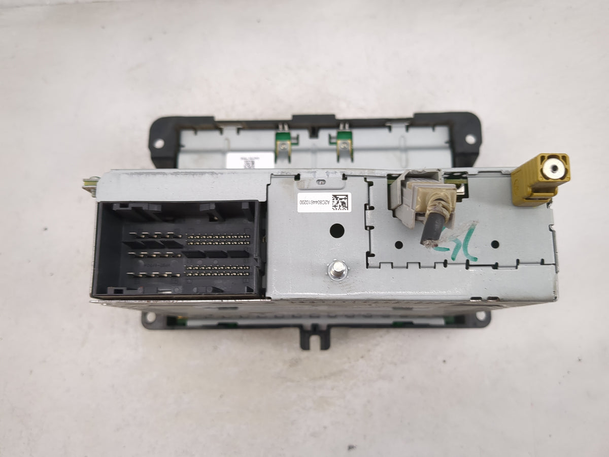 2015 Dodge 3500 Pickup Radio AM FM Cd Player Receiver Replacement P/N:P68245816AD A2C9402 Fits Fits 2016 OEM Used Auto Parts