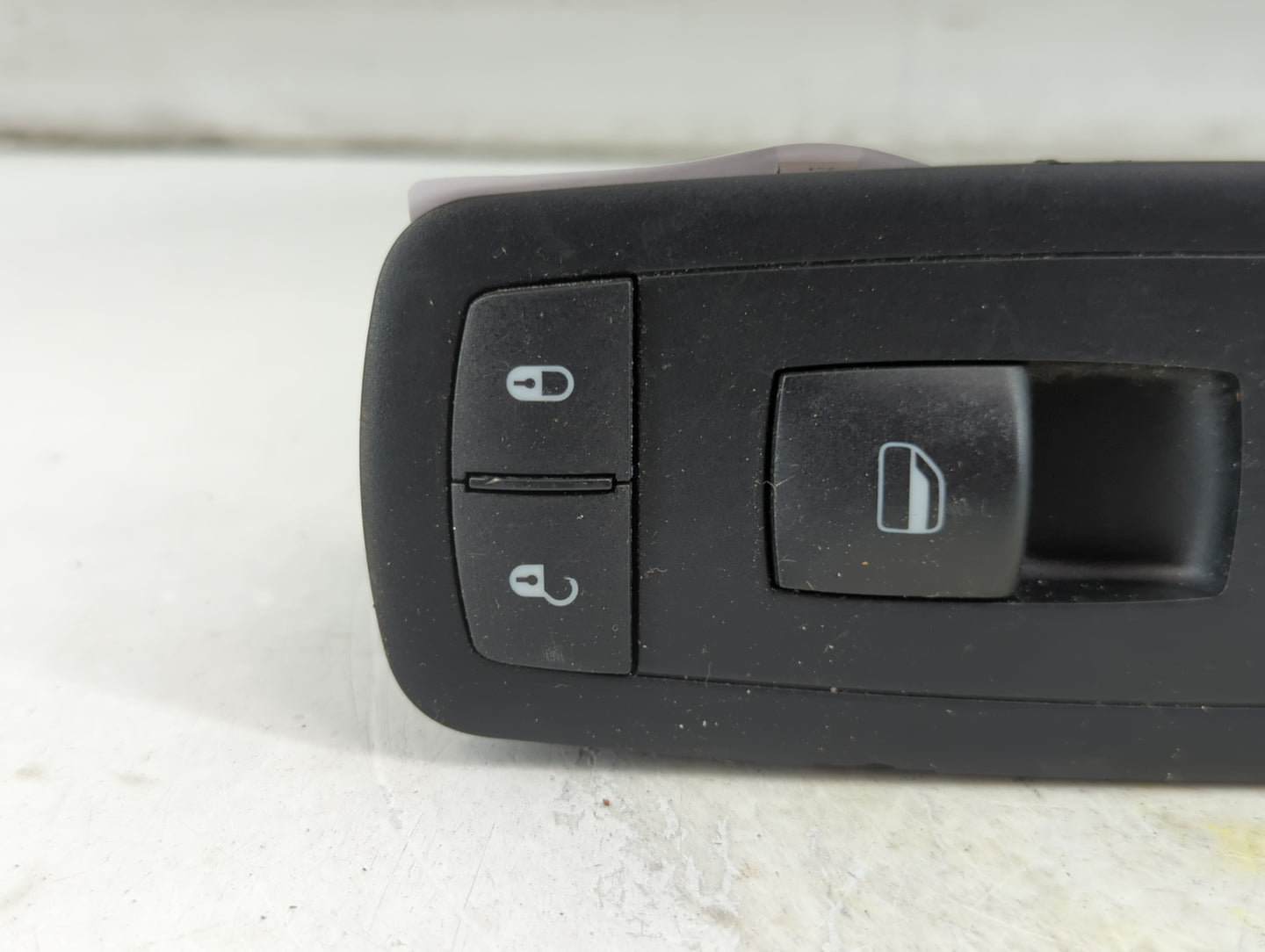 2015 Dodge Caravan Master Power Window Switch Replacement Driver Side Left P/N:68110864AA Fits OEM Used Auto Parts - Oemused