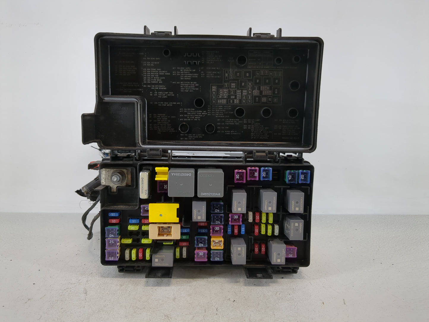 Dodge Caravan Fusebox Fuse Box Relay Module Tipm 68239606aa - Oemusedautoparts1.com