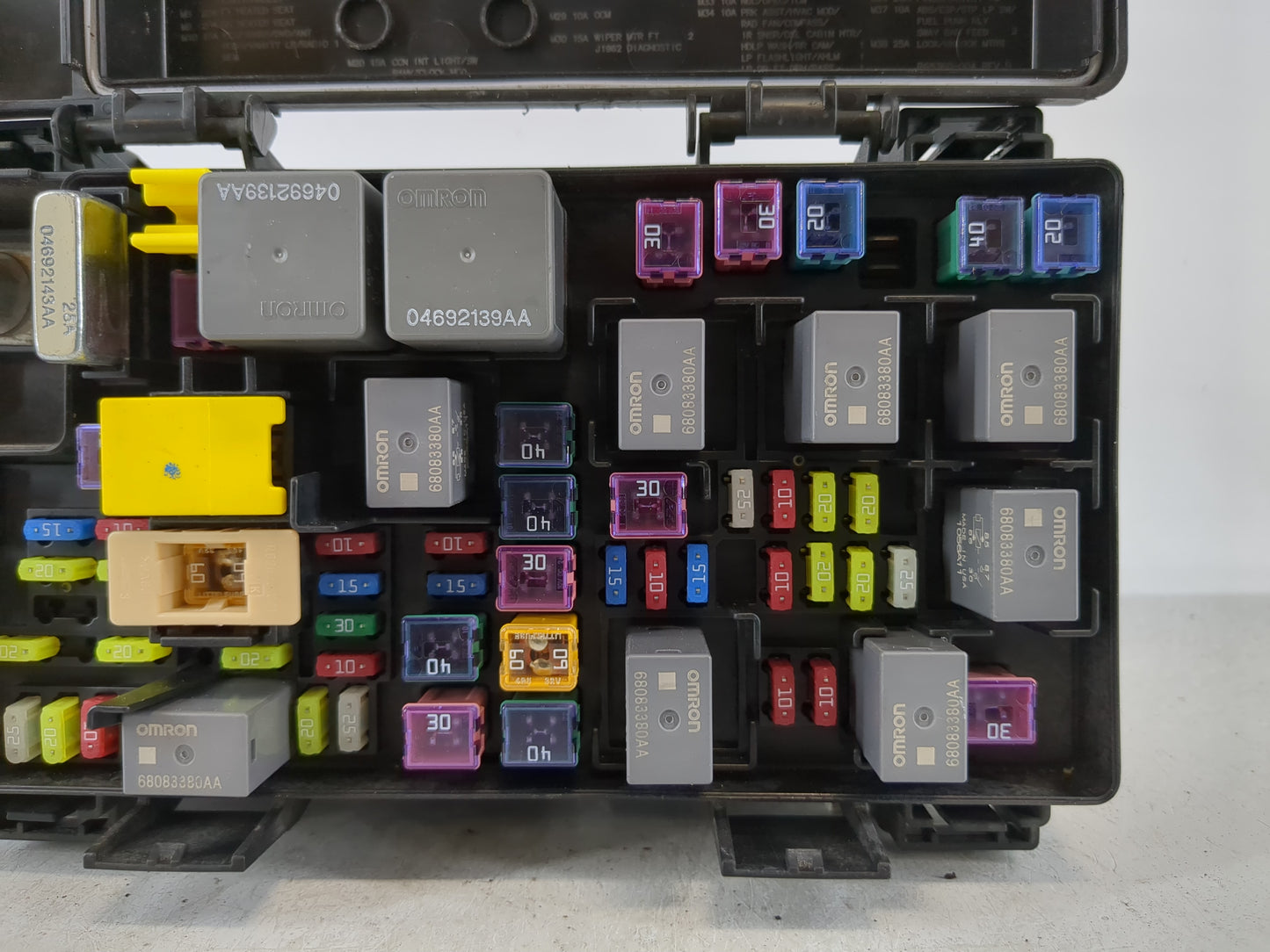 Dodge Caravan Fusebox Fuse Box Relay Module Tipm 68239606aa - Oemusedautoparts1.com