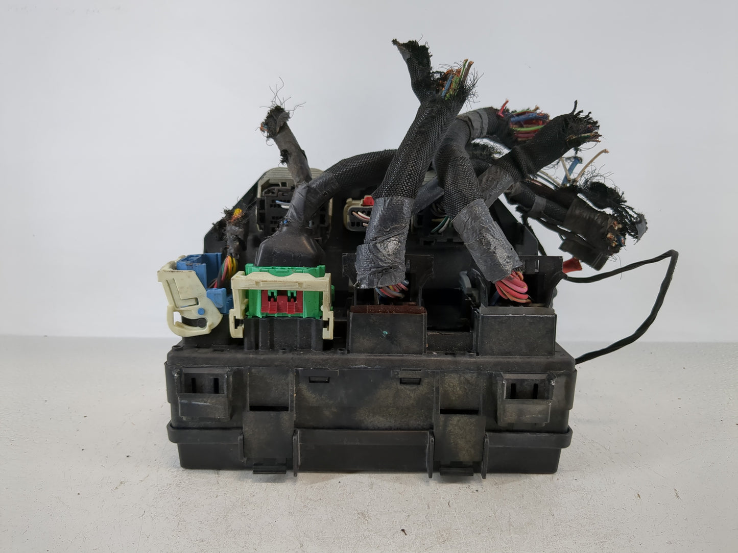 Dodge Caravan Fusebox Fuse Box Relay Module Tipm 68239606aa - Oemusedautoparts1.com