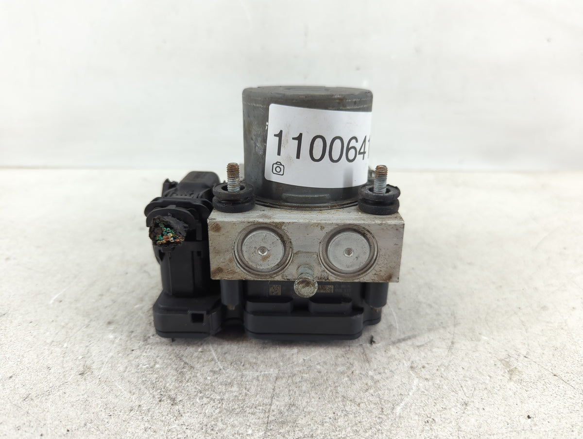 2015 Dodge Caravan Anti-Lock Brake ABS Pump Module Actuator OEM P/N:P68183803AC Fits Fits 2016 2017 2018 2019 2020 OEM Used 