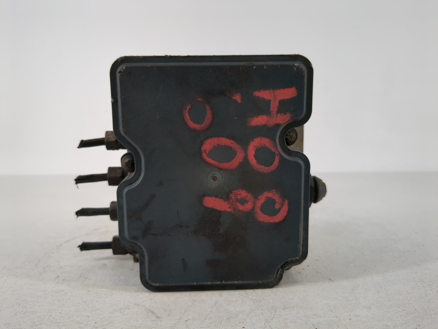 2015 Dodge Caravan ABS Pump Control Module Replacement P/N:P68183803AC Fits Fits 2016 2017 2018 2019 2020 OEM Used Auto Part