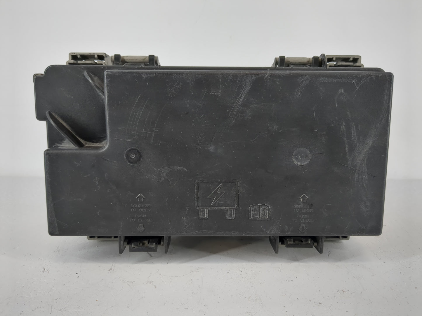 Dodge Caravan Fusebox Fuse Box Relay Module Tipm 68239606aa - Oemusedautoparts1.com